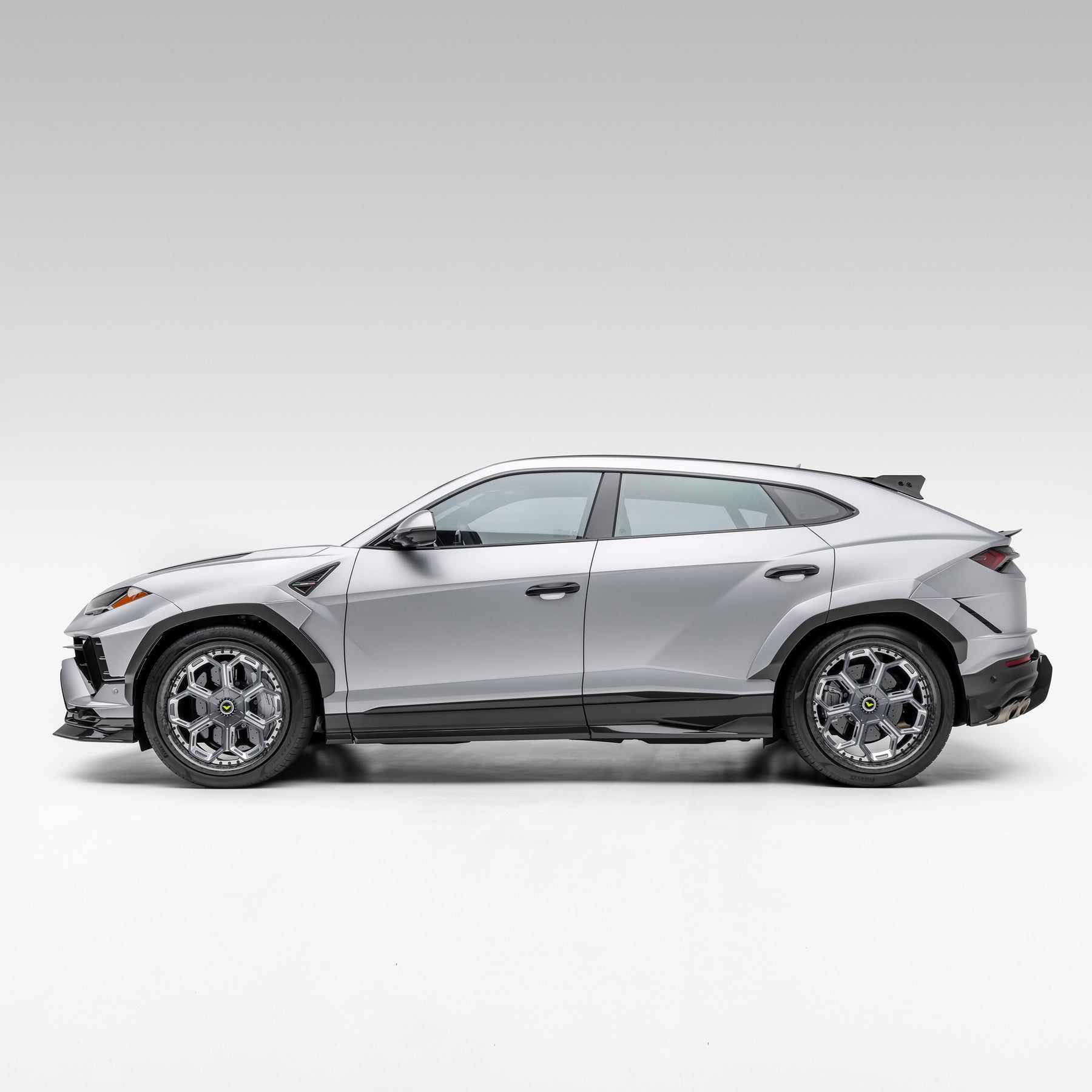 Vorsteiner 5090LOV Lamborghini Urus Performante Edizione Aero Fender Flares (Not Compatible if Canards 2027LOV are selected) Supercar Parts UK