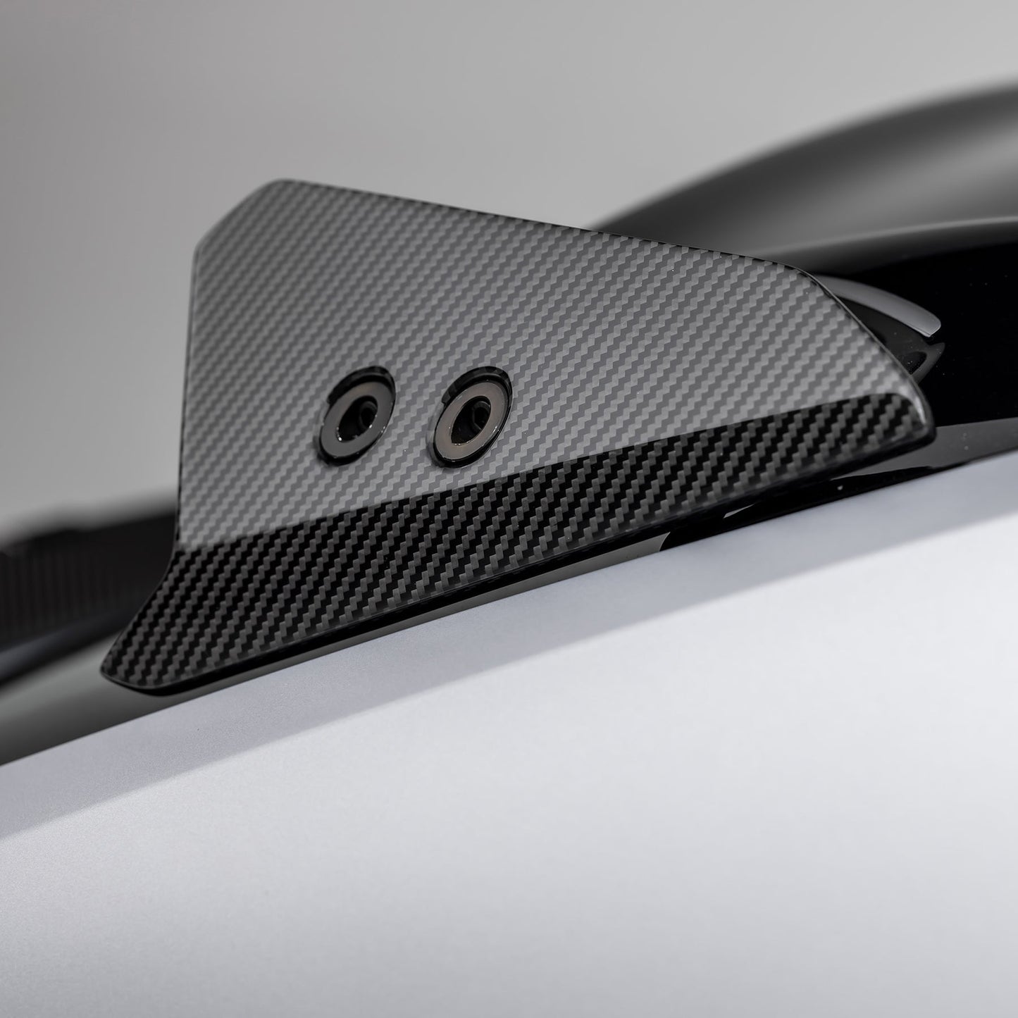 Vorsteiner 5015LOV Lamborghini Urus Performante Edizione Aero Roof Spoiler End Caps Supercar Parts UK