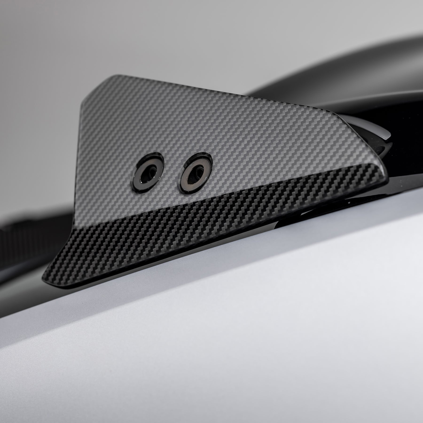 Vorsteiner 5015LOV Lamborghini Urus Performante Edizione Aero Roof Spoiler End Caps Supercar Parts UK