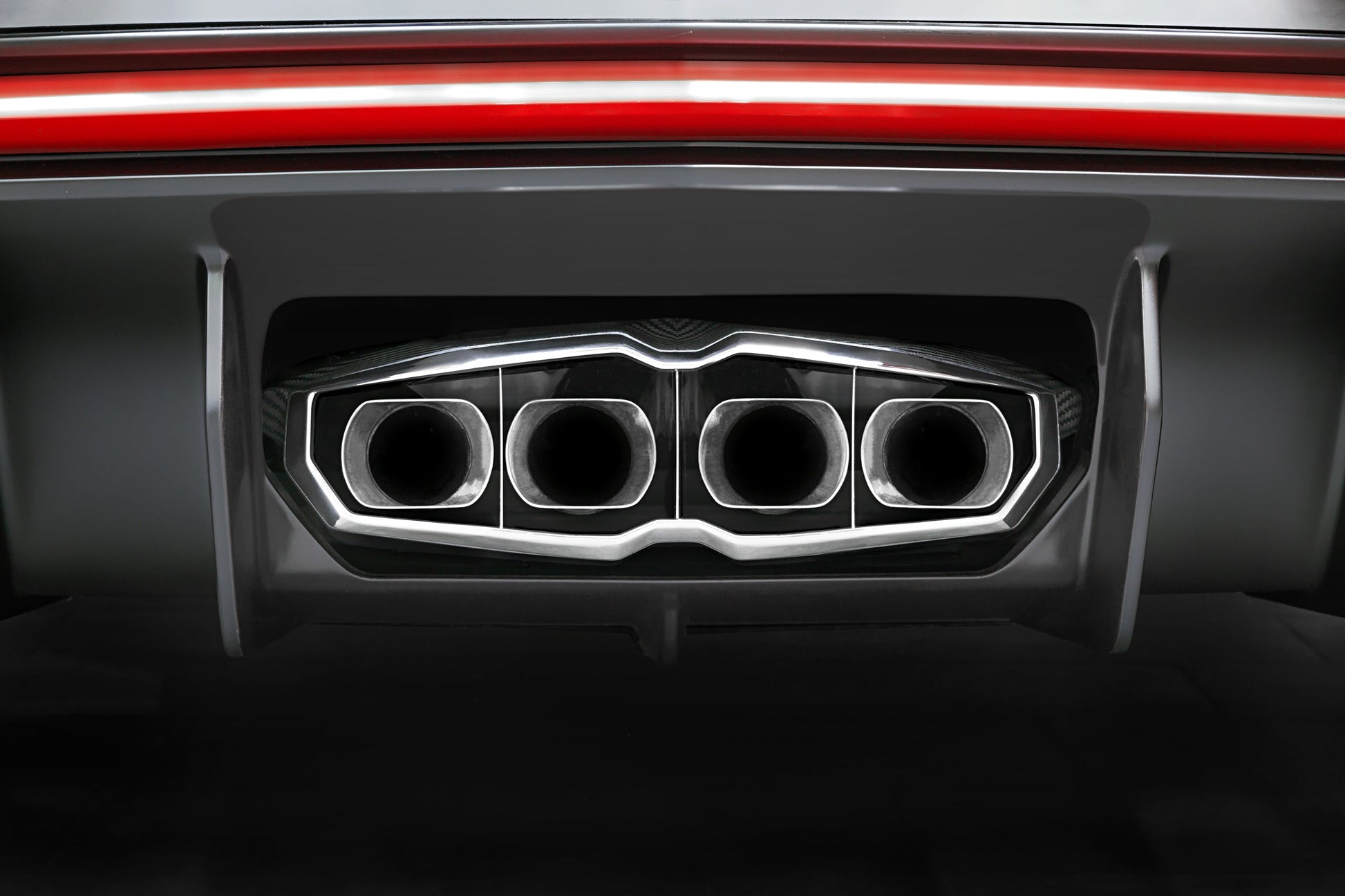 Capristo 03LA01310001 Lamborghini Aventador LP700/750SV Carbon/Stainless Exhaust Frame 
