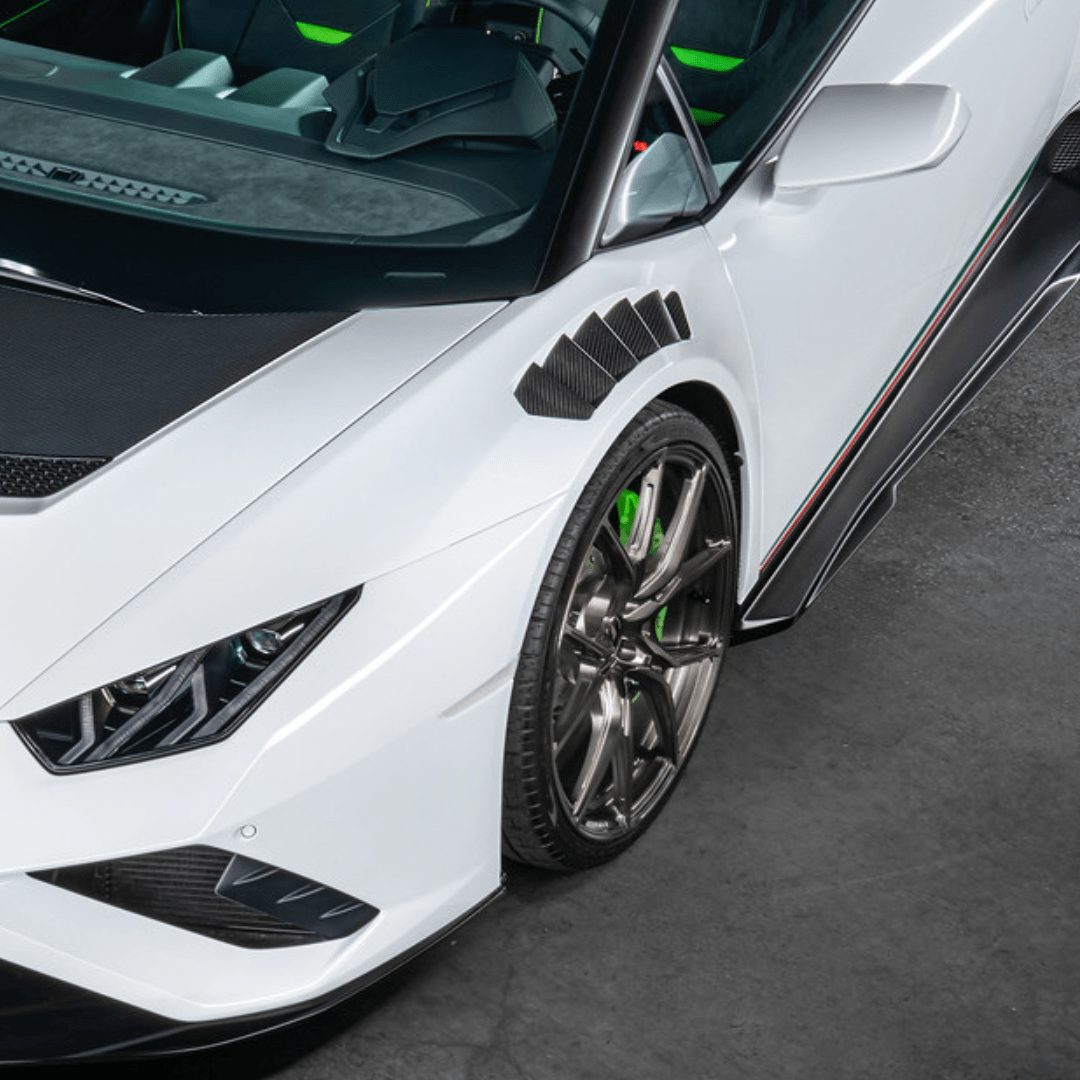 Vorsteiner 0940LOV Lamborghini Huracan Novara Edizione Aero Front Fenders w/Integrated Vents and Splash Shields (2x2 Gloss Carbon) Supercar Parts UK