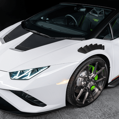 Vorsteiner 0940LOV Lamborghini Huracan Novara Edizione Aero Front Fenders w/Integrated Vents and Splash Shields (2x2 Gloss Carbon) Supercar Parts UK