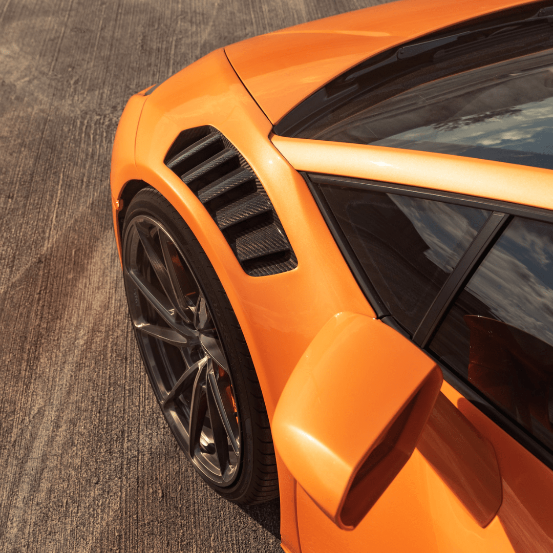 Vorsteiner 0940LOV Lamborghini Huracan Novara Edizione Aero Front Fenders w/Integrated Vents and Splash Shields (2x2 Gloss Carbon) Supercar Parts UK