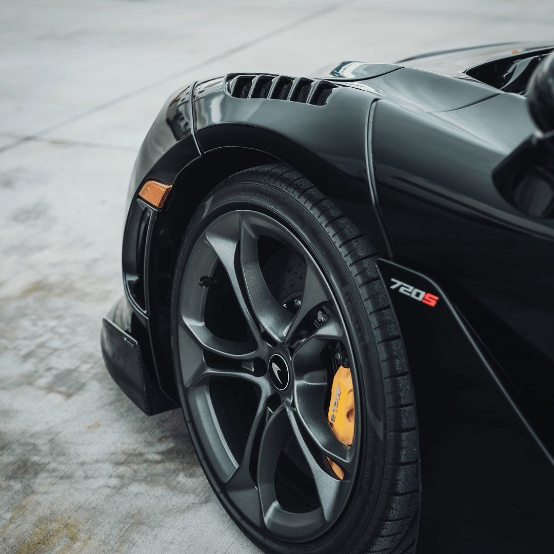 Vorsteiner MVS2090 McLaren 720S Coupe Silverstone Edition Aero Front Fenders w/ Integrated Vents. Supercar Parts UK